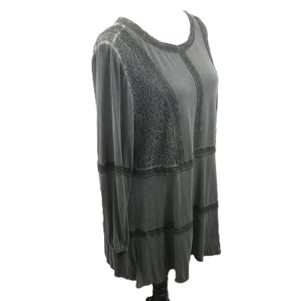POL Gray/Black Lace Detail Knit Tunic Size Small